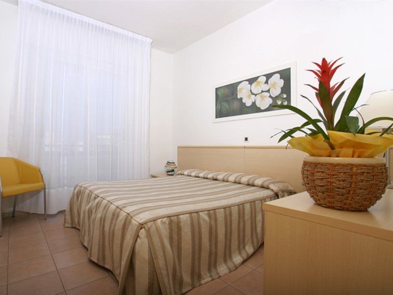 Hotel Torino Lido di Jesolo Kültér fotó